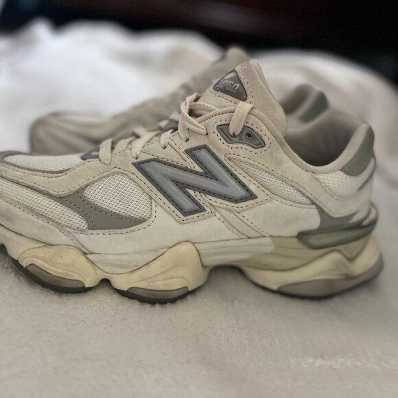 New Balance 9060 Sea Salt - Picture 2 of 4